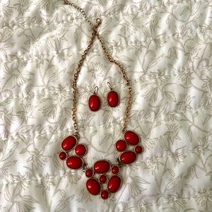 Necklace and earrings set (Red)